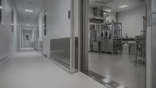 Cool, clinical GMP cleanroom corridor